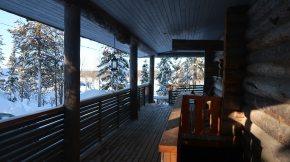 Näkymät Eriklinnan etupihalle